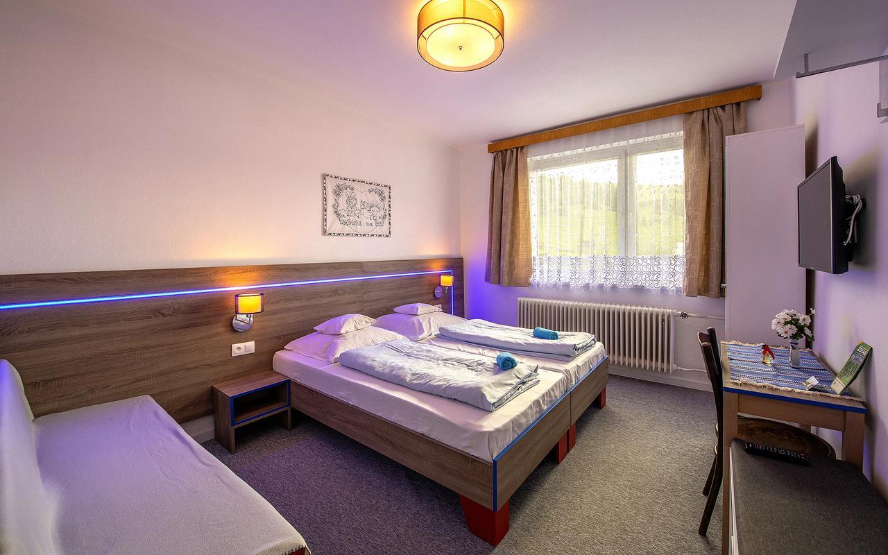 Guesthouse Cyprian Ždiar Exteriör bild