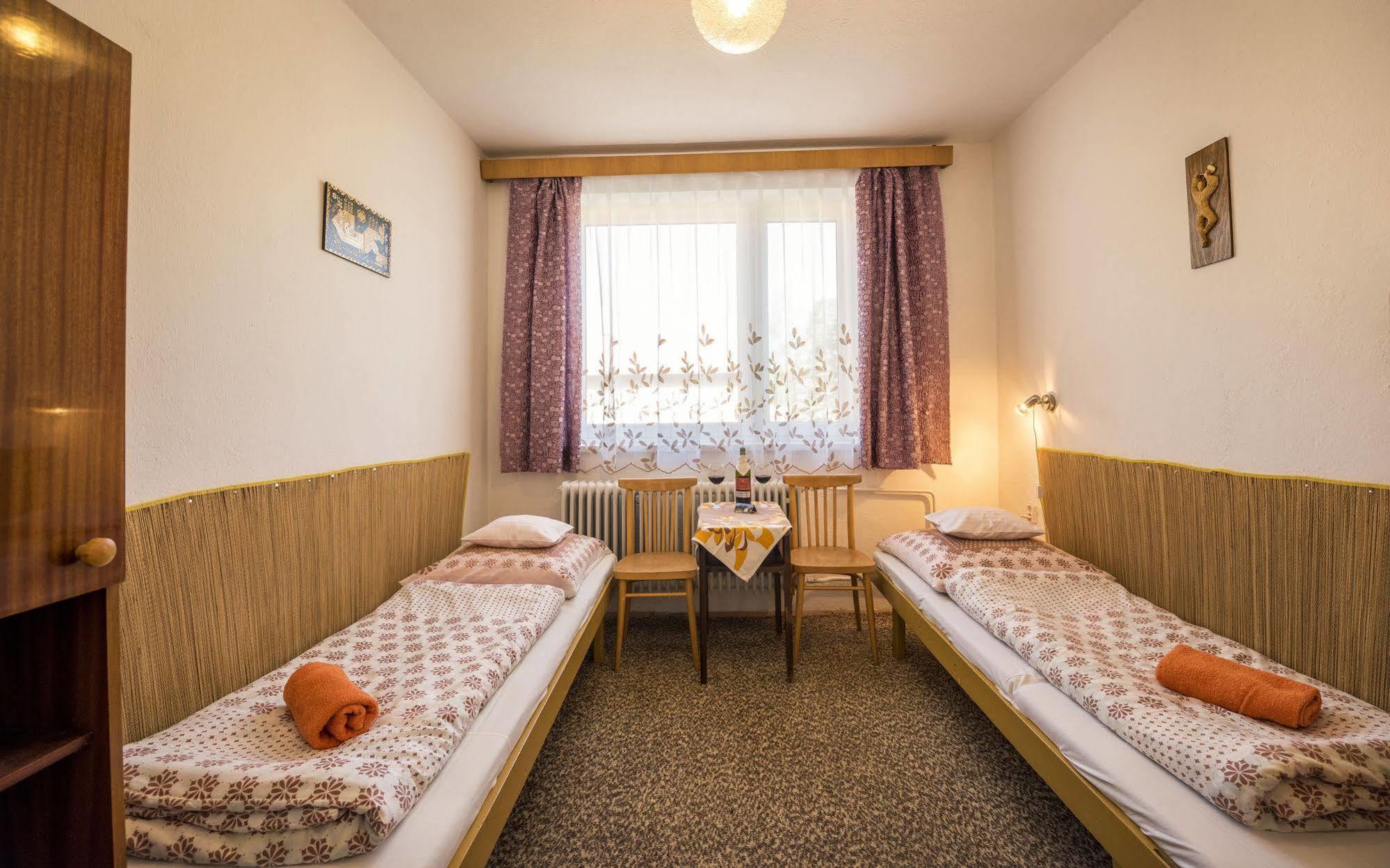 Guesthouse Cyprian Ždiar Exteriör bild